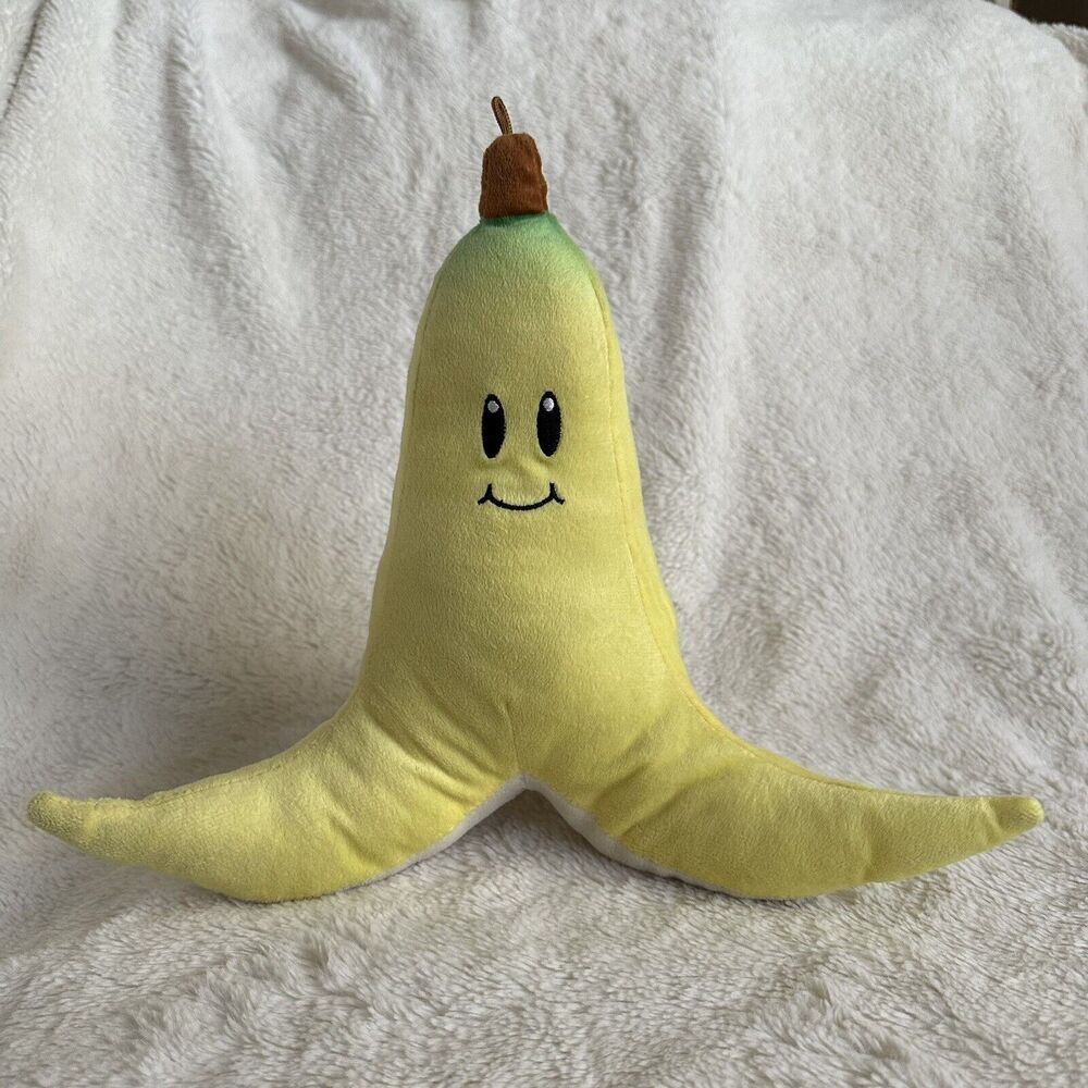 Nintendo Mario Kart Banana Peel Plush 11” Stuffed Toy Basic Fun Yellow